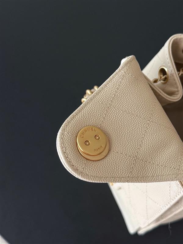 2026131204556885 900